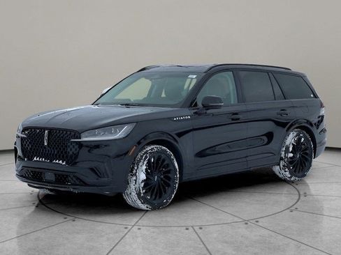 New 2026 Lincoln Aviator Reserve image 3