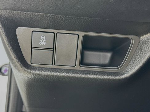 Certified 2025 Honda HR-V LX image 14
