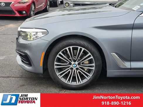 Used 2019 BMW 530i RWD image 9