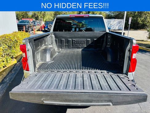 Used 2025 Chevrolet Silverado 1500 LT AWD/4WD image 19