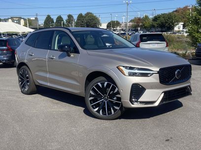 New 2026 Volvo XC60 B5 Ultra w/ Climate Package PRO