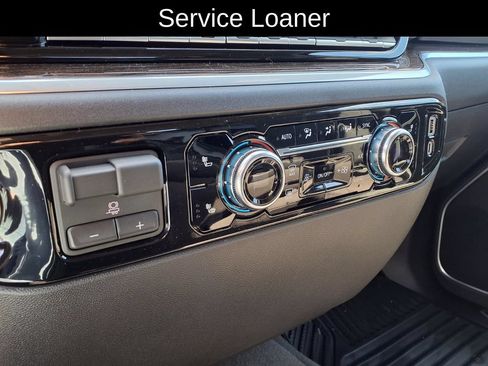 New 2026 GMC Sierra 1500 Elevation AWD/4WD image 13