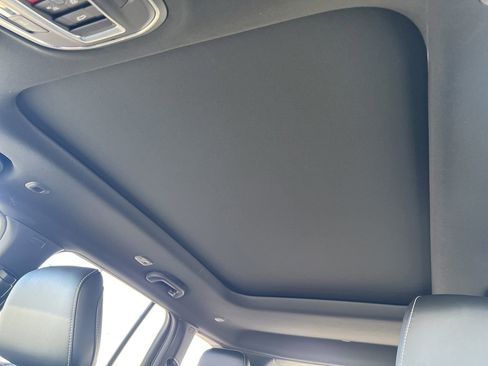 New 2025 Jeep Grand Cherokee Limited AWD/4WD image 3