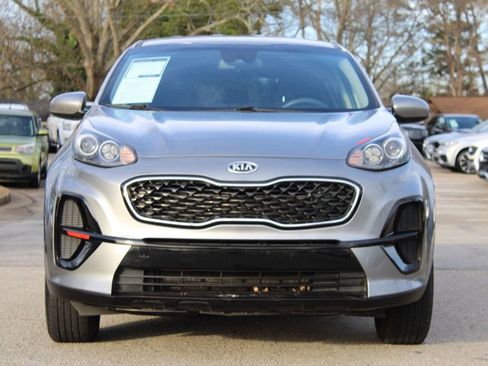 Used 2021 Kia Sportage LX image 2