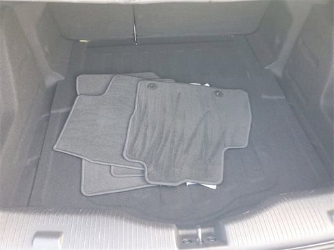 Certified 2017 Chevrolet Cruze LT w/ Convenience Package image 7