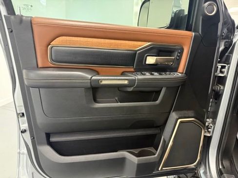 Used 2022 RAM 3500 Limited image 13