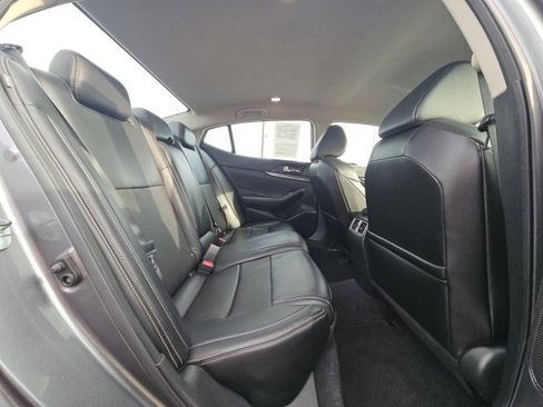 Used 2023 Nissan Maxima SV w/ Floor Mat Group image 11