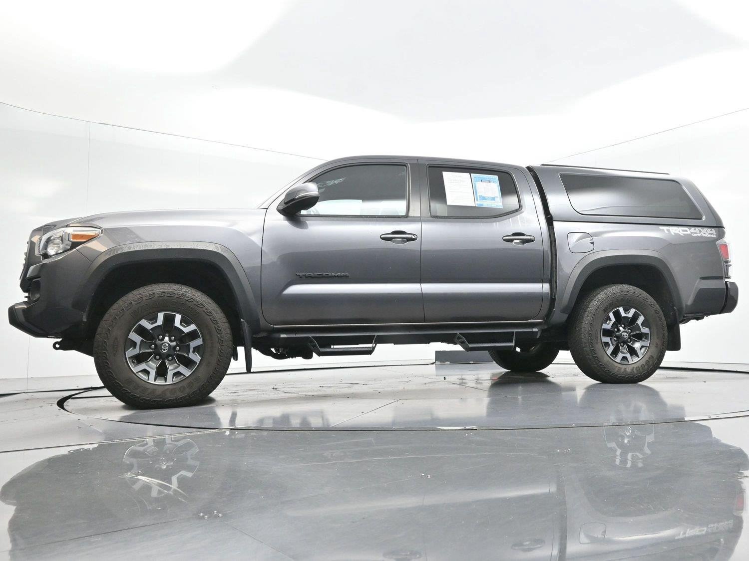 Used 2021 Toyota Tacoma TRD Off-Road w/ Technology Package AWD/4WD image 47
