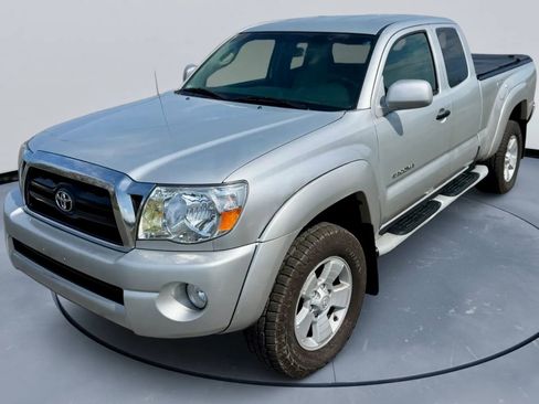 Used 2007 Toyota Tacoma 4x4 Access Cab V6 image 4