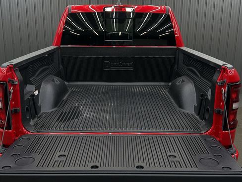 Used 2025 RAM 1500 Big Horn AWD/4WD image 17