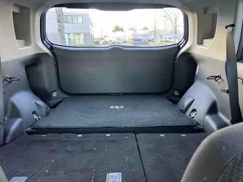 Used 2008 Scion xB FWD image 20