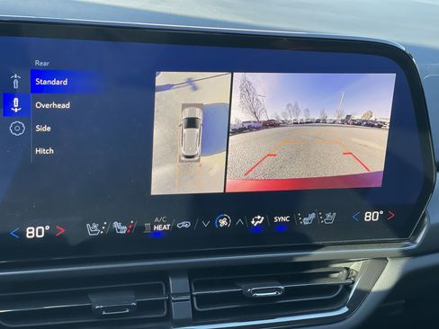 New 2025 Chevrolet Equinox EV RS image 51