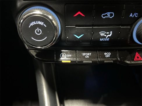 Used 2023 Dodge Durango GT image 34