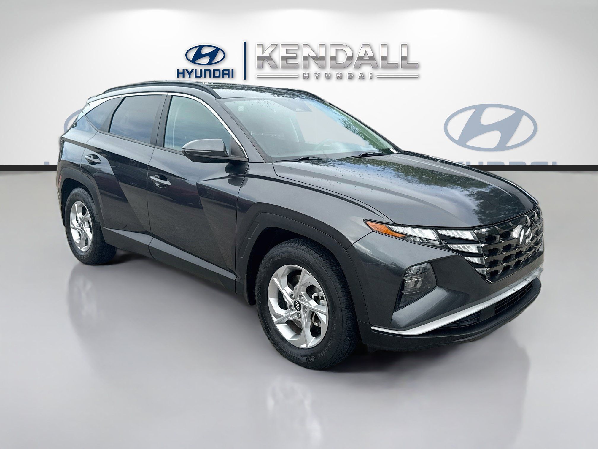 Used 2022 Hyundai Tucson SEL w/ Cargo Package FWD image 1