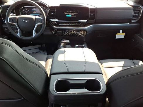 New 2026 Chevrolet Silverado 1500 RST AWD/4WD image 16