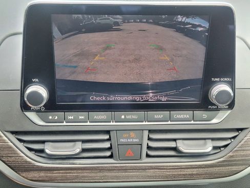 Used 2019 Nissan Altima 2.5 SL image 16