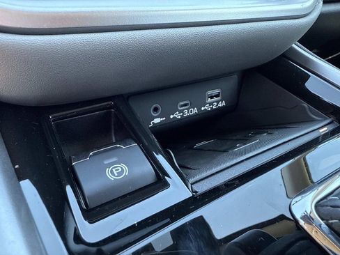 New 2025 Subaru Outback Limited image 31