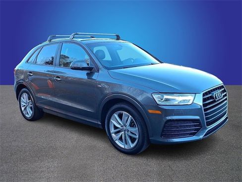 Used 2018 Audi Q3 2.0T Premium w/ Convenience Package image 3