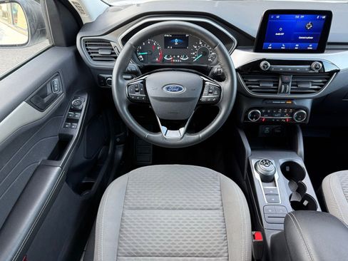 Used 2022 Ford Escape SE w/ Convenience Package FWD image 26