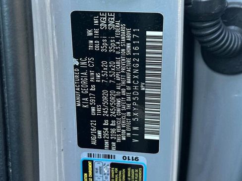 Used 2022 Kia Telluride SX w/ SX Prestige Package image 37