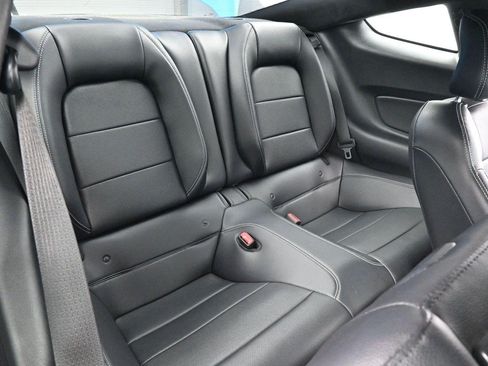 Used 2017 Ford Mustang GT Premium w/ Black Accent Package RWD image 30