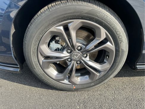 New 2026 Honda Accord EX-L image 11