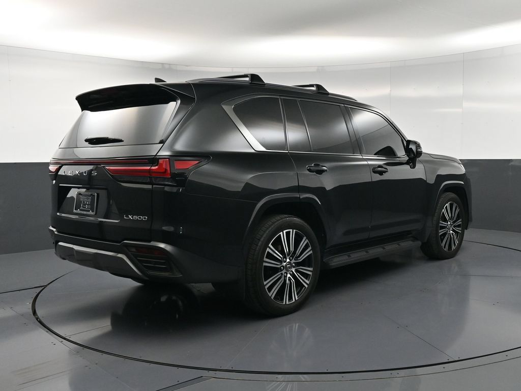Used 2024 Lexus LX 600 4WD w/ Appearance Package image 8