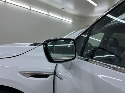 Certified 2024 Buick Enclave Premium image 17