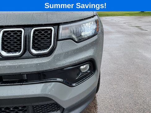 Used 2024 Jeep Compass Limited AWD/4WD image 11
