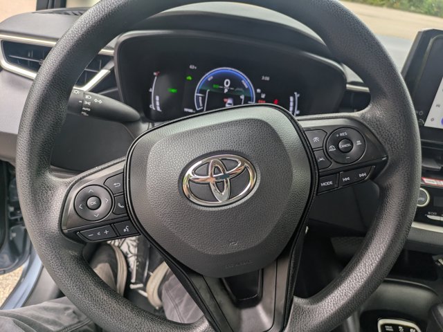 Used 2026 Toyota Corolla LE FWD image 18