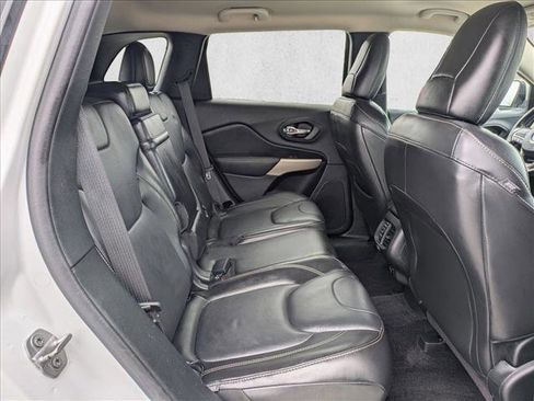 Used 2018 Jeep Cherokee Limited w/ Trailer Tow Group image 19