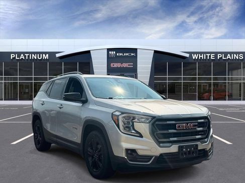 Certified 2022 GMC Terrain AT4 AWD/4WD image 1