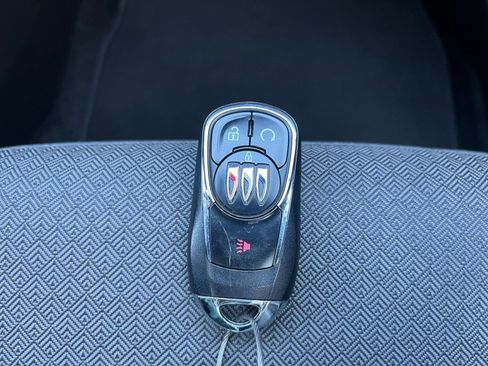 Used 2025 Buick Encore GX Preferred image 22
