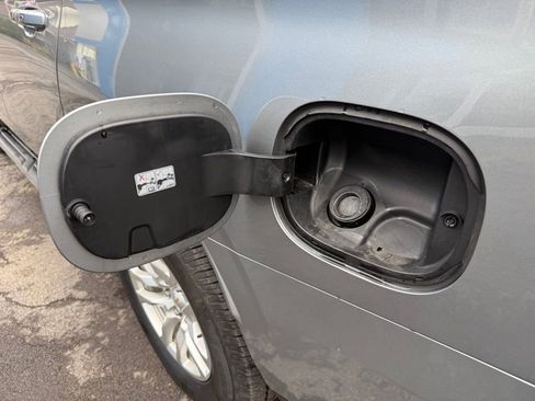 Used 2023 Chevrolet Tahoe LS w/ Driver Alert Package image 23