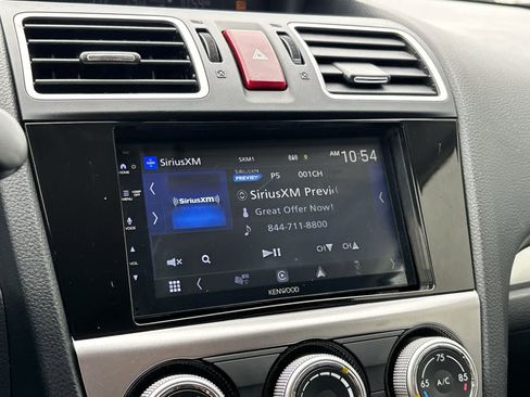 Used 2015 Subaru Crosstrek 2.0i Limited image 11