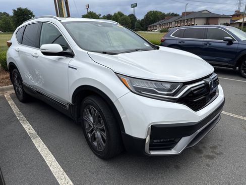 Used 2022 Honda CR-V Touring image 2