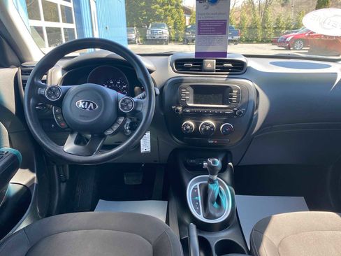 Used 2017 Kia Soul image 8