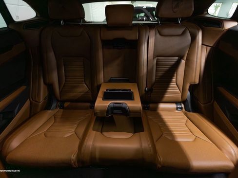 New 2025 Lamborghini Urus SE image 43