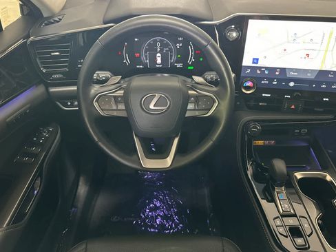 Used 2025 Lexus NX 350h AWD w/ Premium Package image 15