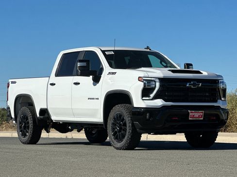 New 2026 Chevrolet Silverado 2500 LT w/ Trail Boss Package image 2