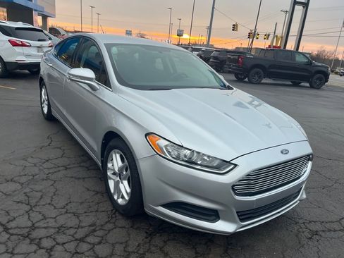 Used 2014 Ford Fusion SE image 7