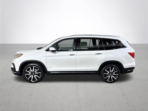 Used 2022 Honda Pilot Touring image 9