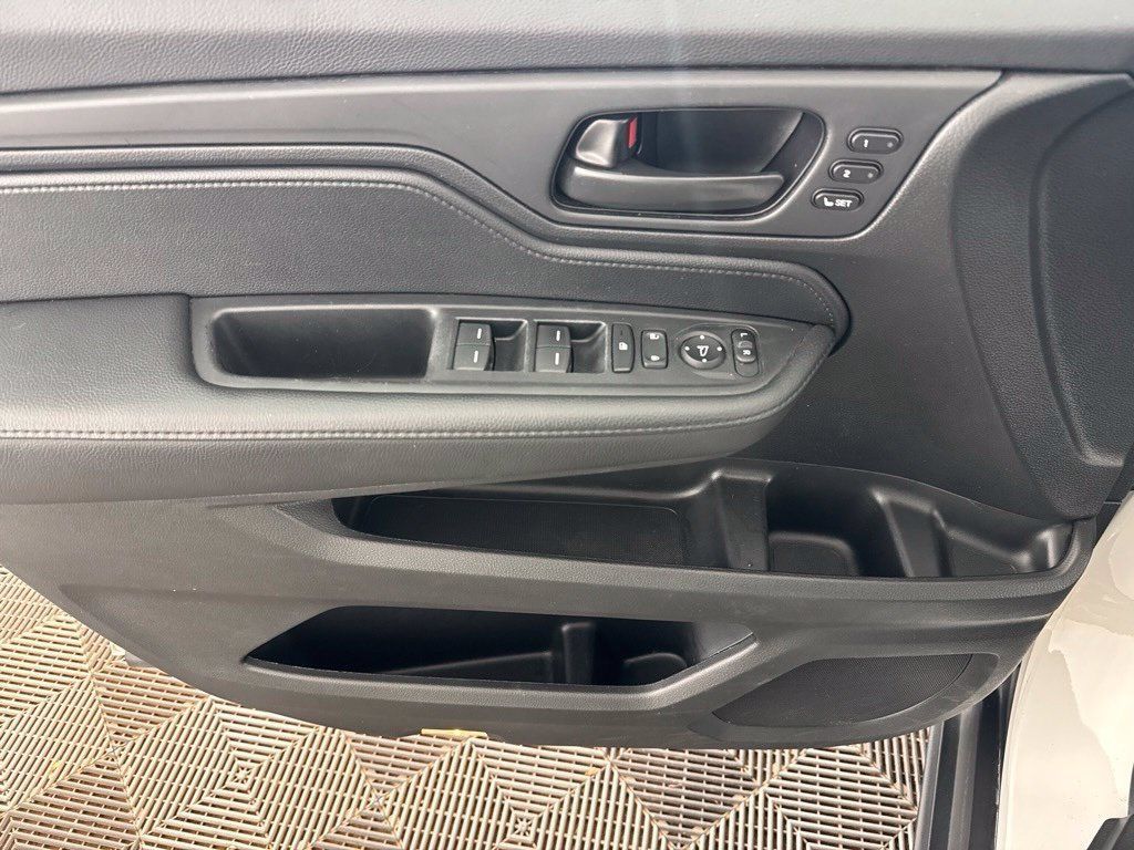 Used 2025 Honda Odyssey EX-L image 20