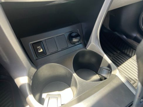 Used 2008 Toyota RAV4 4WD V6 image 21
