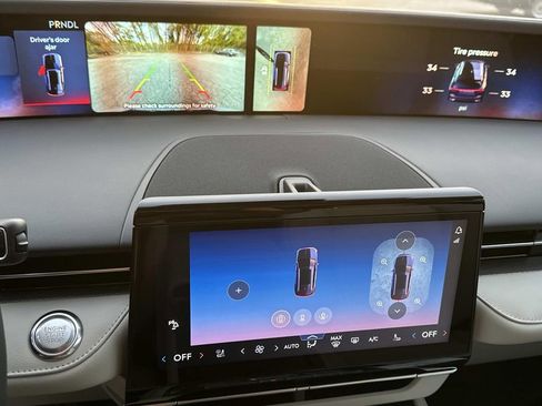 New 2026 Lincoln Nautilus Premier w/ Equipment Group 102A image 30