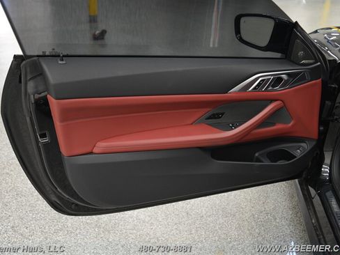 Used 2025 BMW 430i Coupe w/ M Sport Package image 33