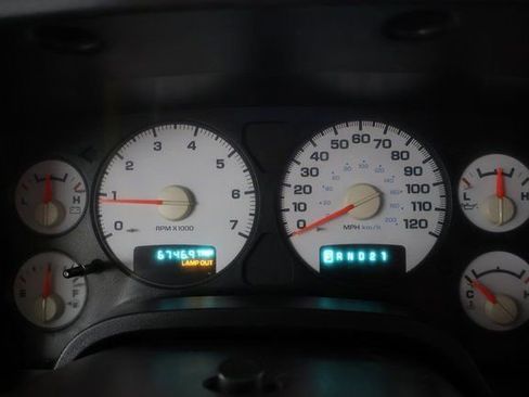 Used 2004 Dodge Ram 1500 Truck ST w/ ST Value Group image 14