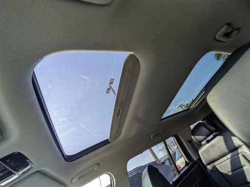 Used 2025 Hyundai Santa Fe Limited image 23