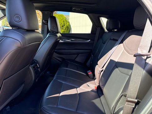 Certified 2025 Cadillac XT5 Sportv image 23