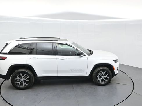 New 2025 Jeep Grand Cherokee Limited image 55